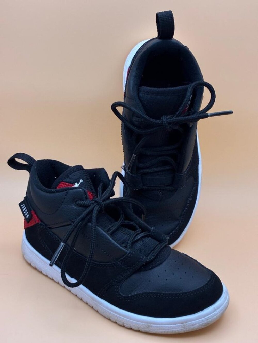 *EUC* NIKE Air Jordan Fadeaway AO1330-016 Black Kids Sneakers Athletic Shoes 13C